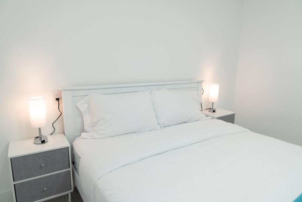 Luxury Retreat 3b ,2ba Pool , Coral Gables Center Ferienhaus *